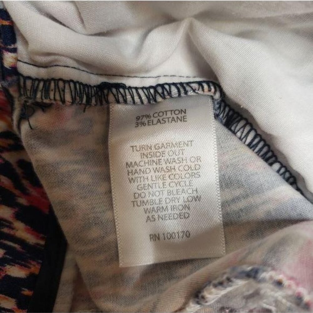 British Khaki Womens Ikat Print Shorts Size 6 Cotton navy pink calidascope boho - Picture 4 of 5